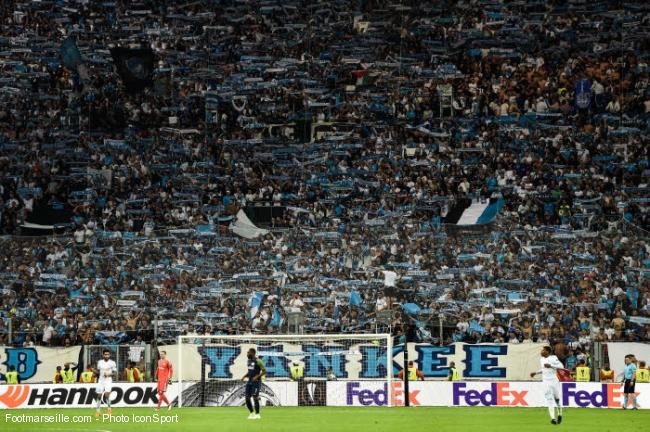 OM Vélodrome supporters